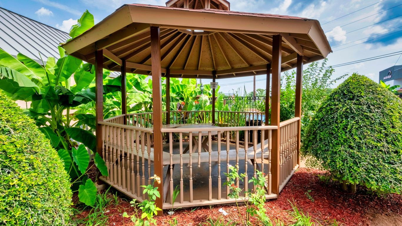 ريد روف إن أتلانتا سوث إيست - ستوكبريدج