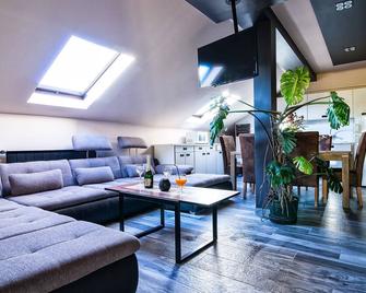 Thermal Panzió Sárvár - Sárvár - Living room