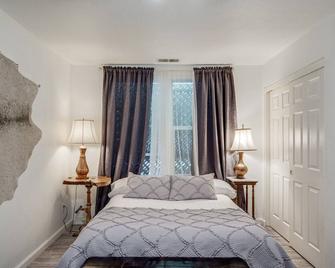 Gorgeous Country Home - Sebastopol - Bedroom