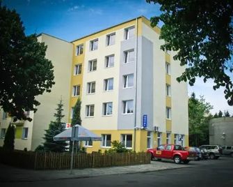 Hostel24 Bed&breakfast - Bydgoszcz - Bâtiment