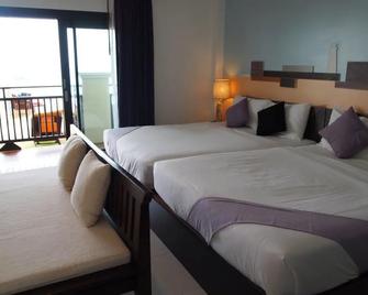 Fanari Khaolak Resort - Seafront Wing - Khao Lak - Bedroom