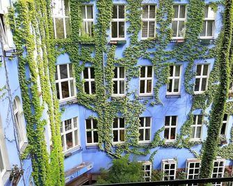 ArtHotel Connection - Berlin - Building