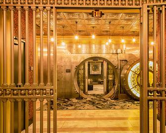 Metropolitan at The 9 Autograph Collection - קליבלנד - מסעדה