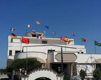 Hotel Joy - Castel Volturno - Edificio