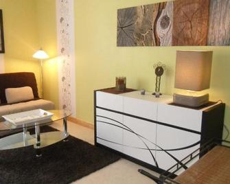 Domaine Des Escouanes - Prudhomat - Sala de estar