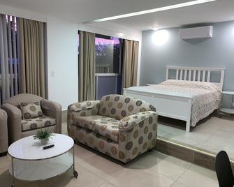 دالي سويتس - للبالغين فقط - تيجوانا - غرفة نوم