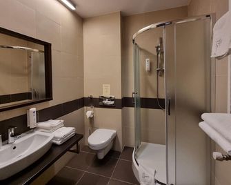 Hotel Nowy Dwór Elizy blisko Sky Bridge - Długopole-Zdrój - Łazienka