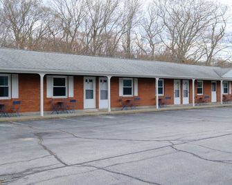 The Denison Studio · Near Casinos Smoke/vape smell - Groton - Building