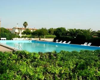 Torre Del Sole - Tarquinia - Svømmebasseng