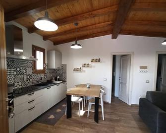 Holiday-House-Smeralda - La Caletta - Cocina
