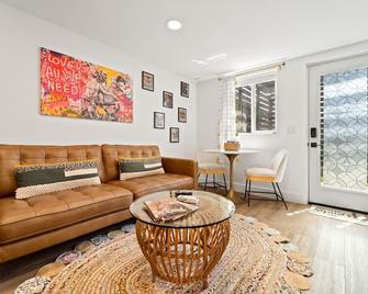 Polk Casita by Rather Be Properties - San Diego - Sala de estar