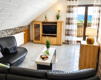 Ferienwohnung Frischkorn - Steinau an der Strasse - Sala de estar