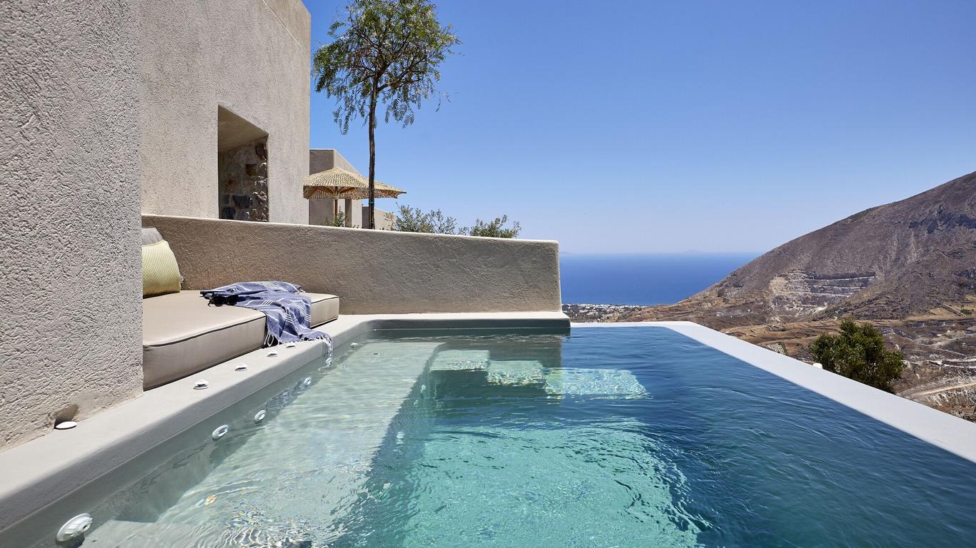 Aeon Suites - Adults Only