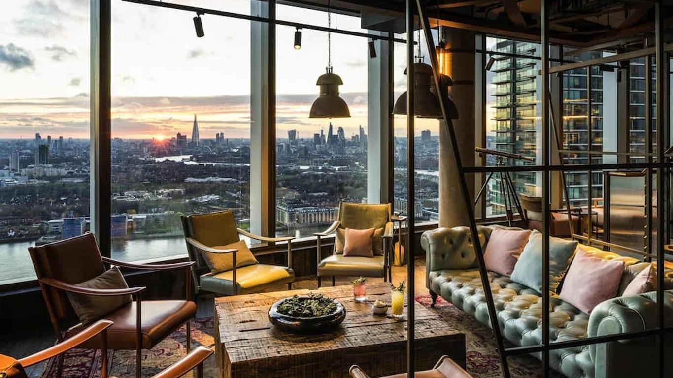 Novotel London Canary Wharf