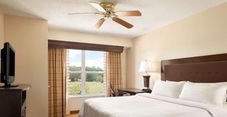 Homewood Suites by Hilton Toledo-Maumee - Maumee