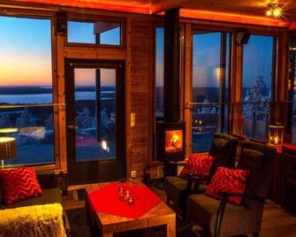 Arctic Giant - Paltamo - Living room