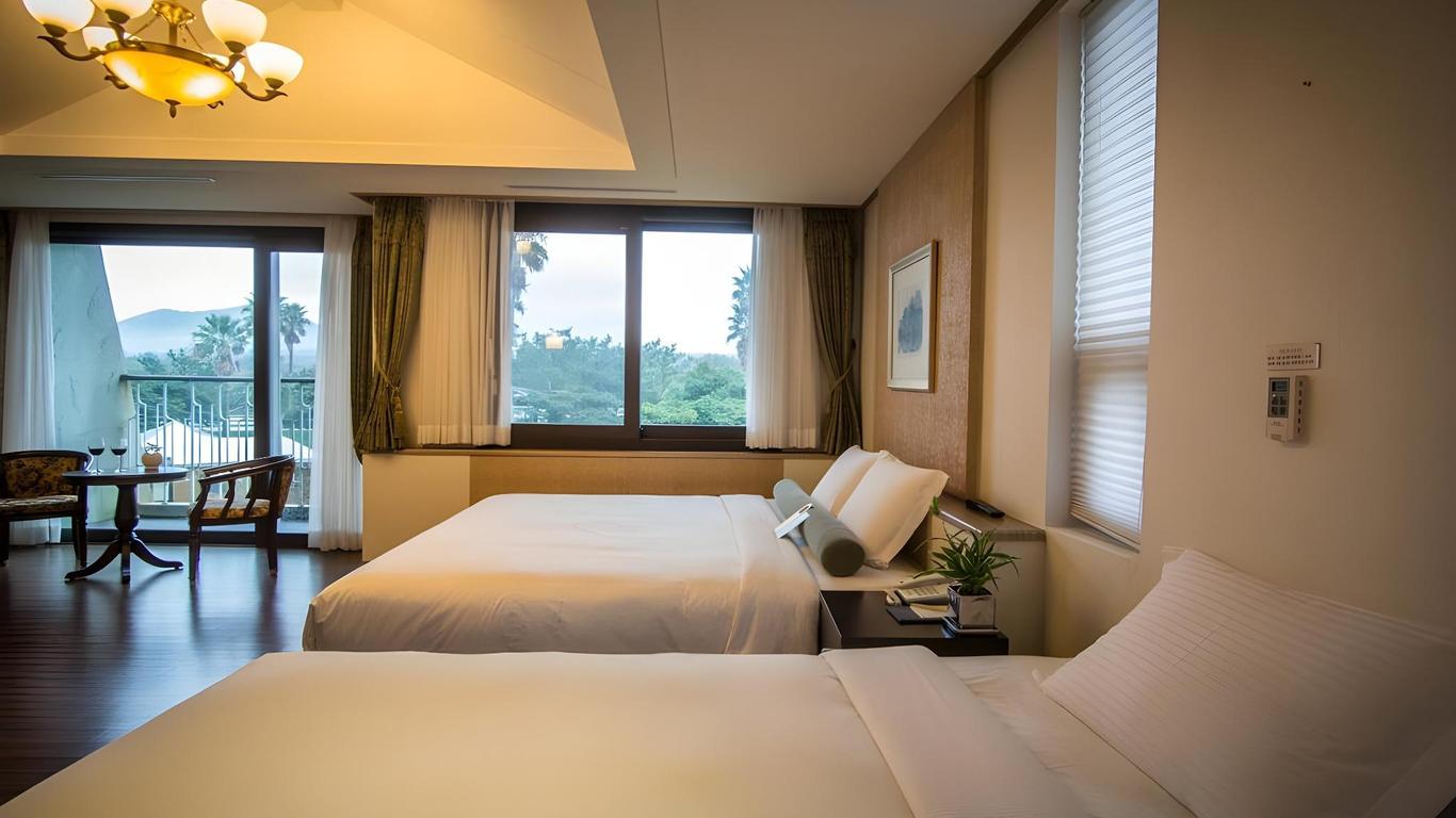 Jeju Raon Golf Club Village