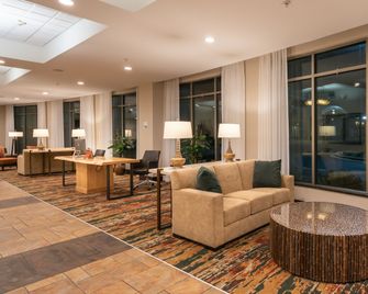 Holiday Inn Stevens Point - Convention Ctr By IHG - Stevens Point - Oleskelutila