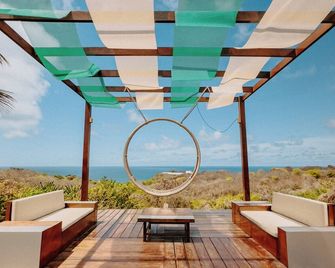 Pousada Miragem - פרננדו די נורוניה - פטיו