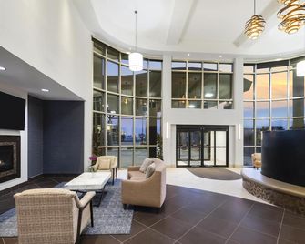 Best Western Premier Freeport Inn Calgary Airport - Calgary - Lobby