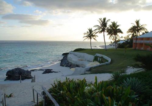 Coco Reef Bermuda from $202. Mount Pleasant Hotel Deals & Reviews - KAYAK