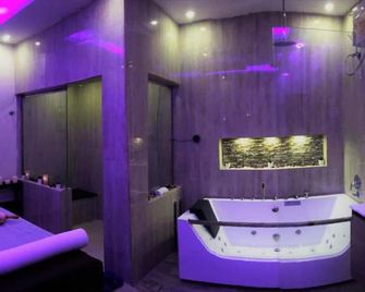 Aros Al Faisaliah Furnished Units - Dammam