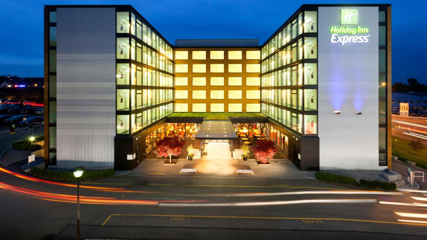 Holiday Inn Express Zürich Airport By IHG