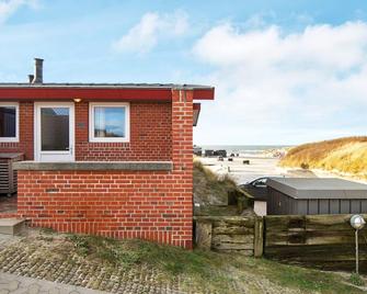 6 person holiday home in Henne - Henne - Edificio