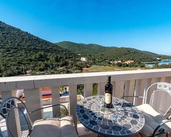 Villa Castello - Korčula - Balkong