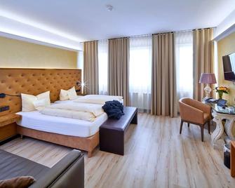 Hotel Heidelberger Hof - Heidelberg - Schlafzimmer