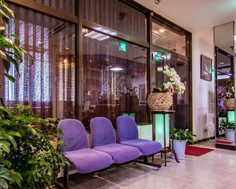 تابيست هوتل فوجي - دايزن - ردهة