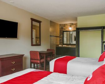 OYO Superior Budget Inn Bartow - Bartow - Slaapkamer