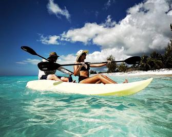 Private Beach House on Incredible Beach - Clarence Town