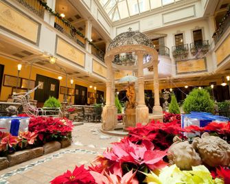 Hotel Monterey Sapporo - Sapporo - Lobby