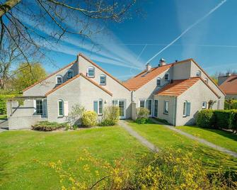 Holiday Home Brouwershaven near Grevelingenmeer - Brouwershaven - Building