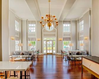Equinox Resort Residences - Manchester - Lobby
