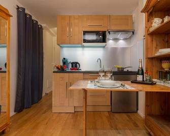 Appartement Paccard 305 - Happy Rentals - Chamonix - Kitchen
