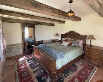 Maison de Terre - Cedaredge - Habitación