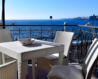 Acitrezza View - Aci Castello - Balcone