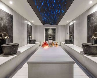 Ramada Plaza by Wyndham Istanbul Tekstilkent - Istanbul - Spa