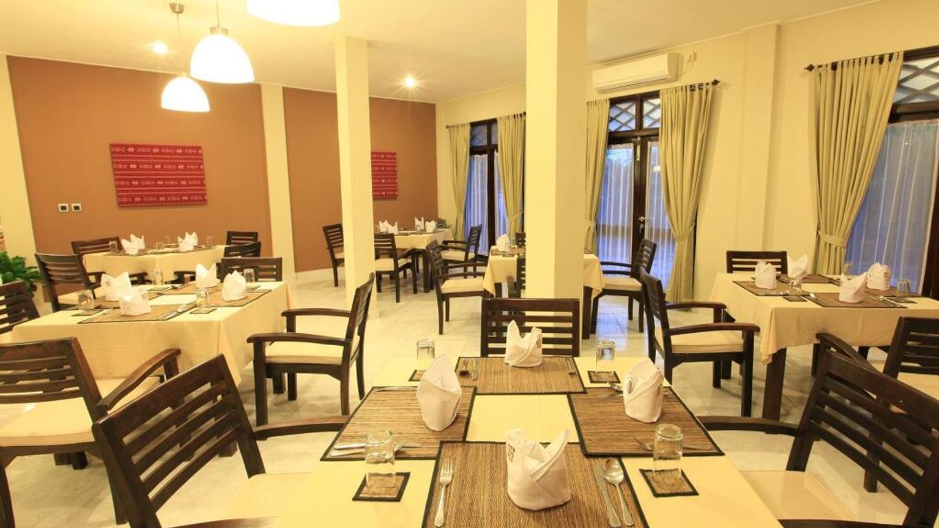 塞馬沃過渡酒店