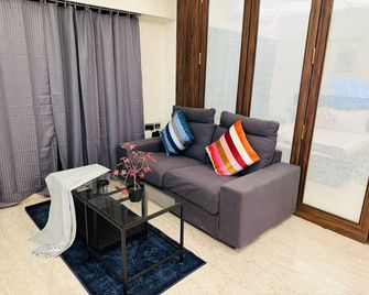 1BR Service apartment in BKC by Florastays - Bombay - Habitación