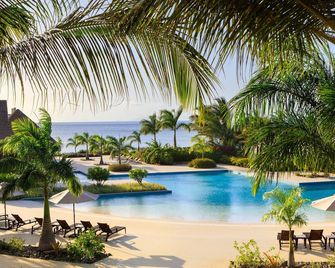 Intercontinental Hotels Dominica Cabrits Resort & Spa by IHG - Portsmouth - Pool