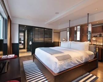 Saigon By Night Luxury Hotel - Ciudad Ho Chi Minh - Habitación