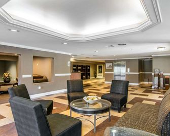MainStay Suites - Williamsburg - Lobby