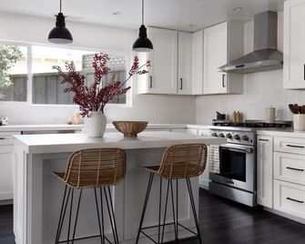 Relaxing Modern Home|Chefs Kitchen|Private Patio - Santa Cruz - Cocina