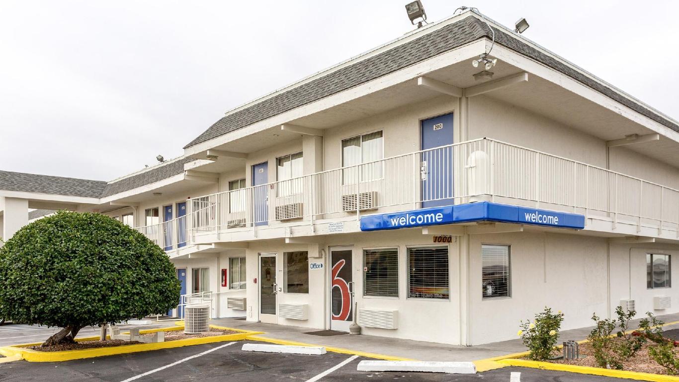 Motel 6 Albuquerque South-Apt