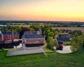 Schloss Wissen - Вейзе - Вигляд зовні