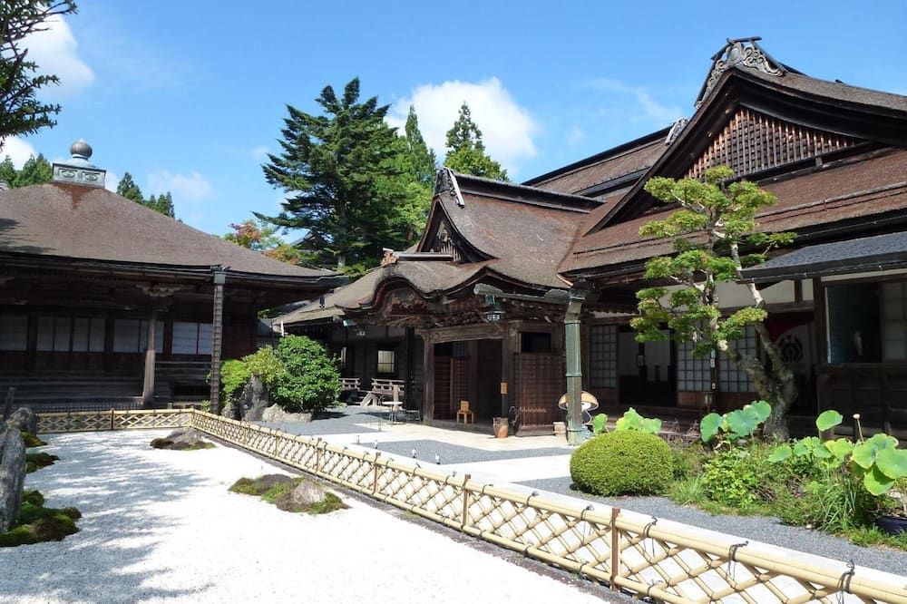 Koyasan Shukubo Yochiin - קוייה - בניין