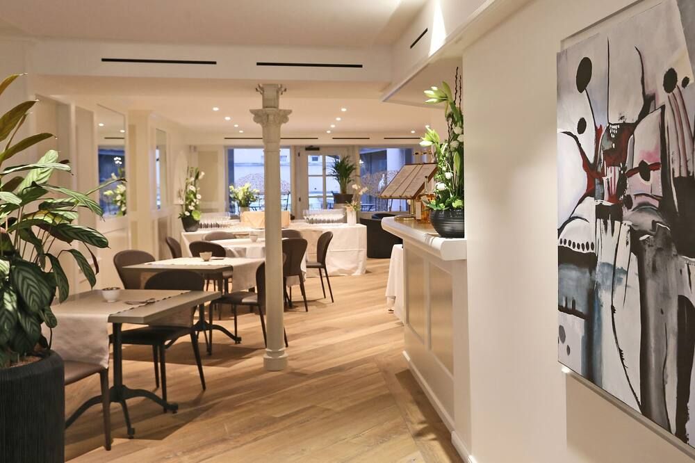 Hôtel du Cheval Blanc - City center - Bulle - Living room